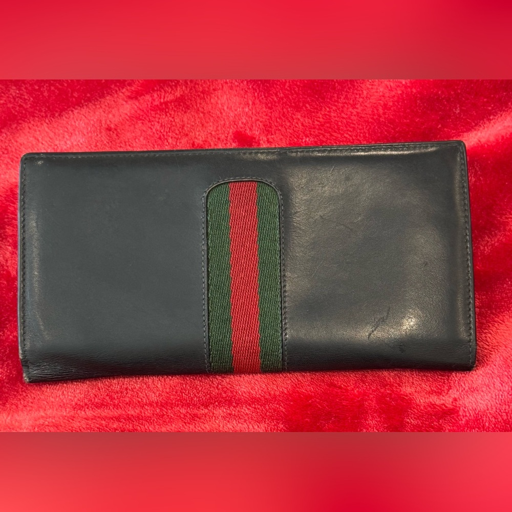 Gucci Authentic Vintage Bifold Long Leather Wallet - Picture 2 of 14